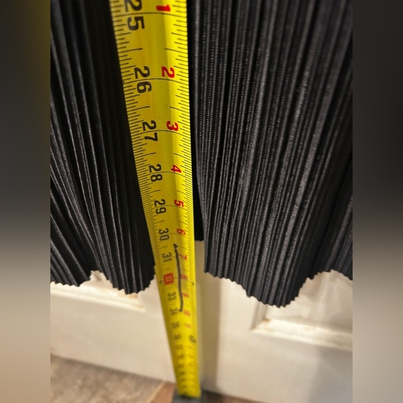 21 Saints Black Pleated High Neck Plisse Jumpsuit Size Small - Picture 4 of 8